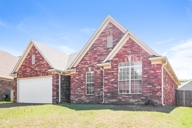 Foto del edificio - 1384 Carlton Ridge Dr