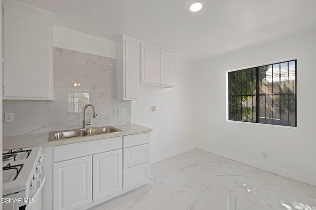 Foto del edificio - 1725 Court St