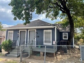 Building Photo - 3722 Mt Ranier St