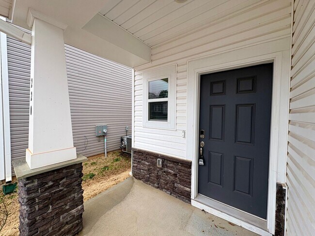 Foto del edificio - 220 Coulter Ct