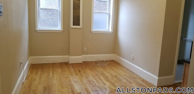 Foto del edificio - 1197 Commonwealth Ave