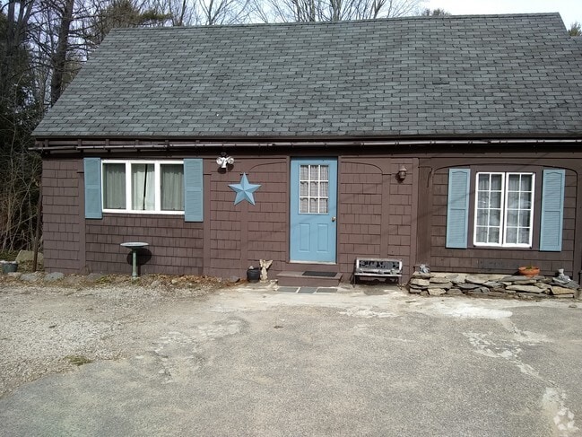 Building Photo - 124 Madbury Rd