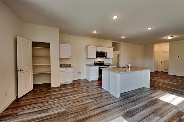 Building Photo - 617 Colgate Cir