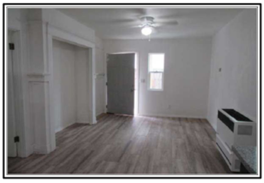 Foto del edificio - 337 W 8th St