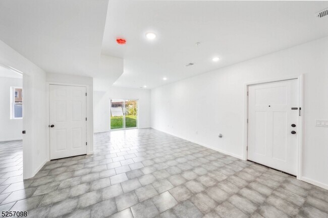 Foto del edificio - 618 Meadow St