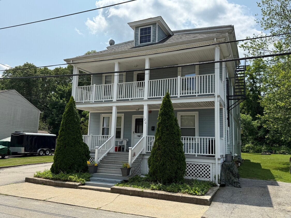 Primary Photo - 120 Church St