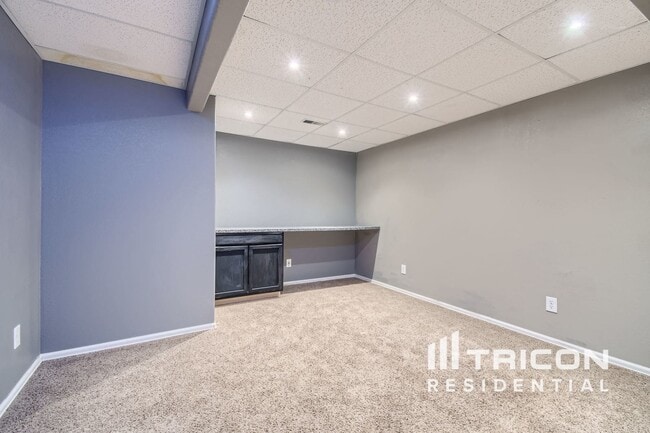 Building Photo - 2658 Comanche Creek Dr