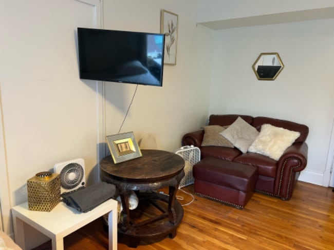 Foto del edificio - 118 2nd St SW