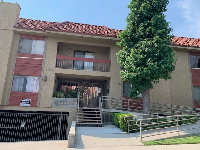 Building Photo - 1169 Rosedale Ave