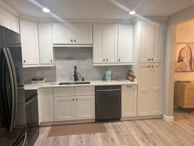 Foto del edificio - 5710 Coach House Cir