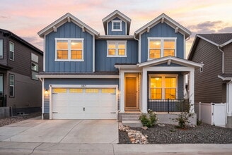 Building Photo - 137 Mohawk Cir