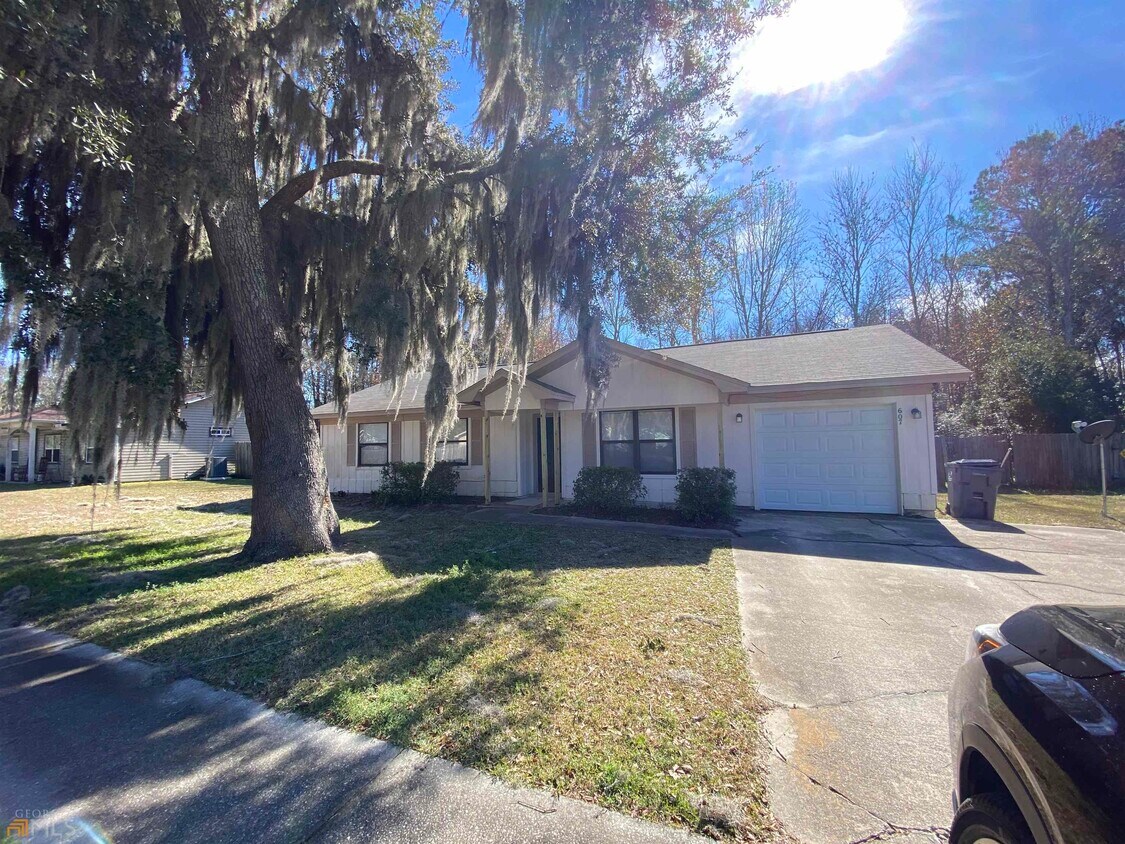607 Plantation Village Dr, Saint Marys, GA 31558 House for Rent in
