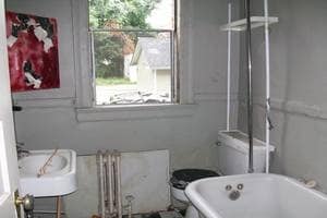  - 2401 Garrison Blvd