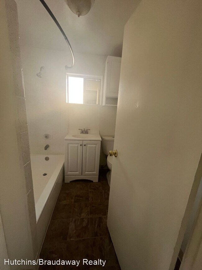 Building Photo - 2 br, 1 bath House - 766 10th Street