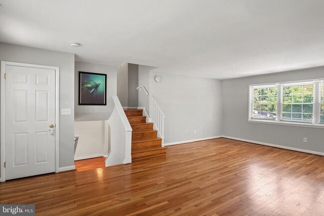 Foto del edificio - 604 Goucher Blvd
