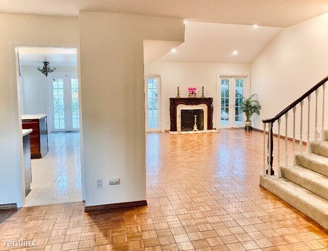Building Photo - 2996 Shadow Brook Ln