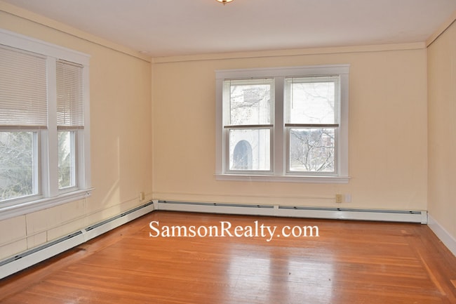 Photo - 90 Taft Ave Apartment