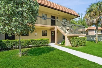 Building Photo - 21915 Lake Forest Cir