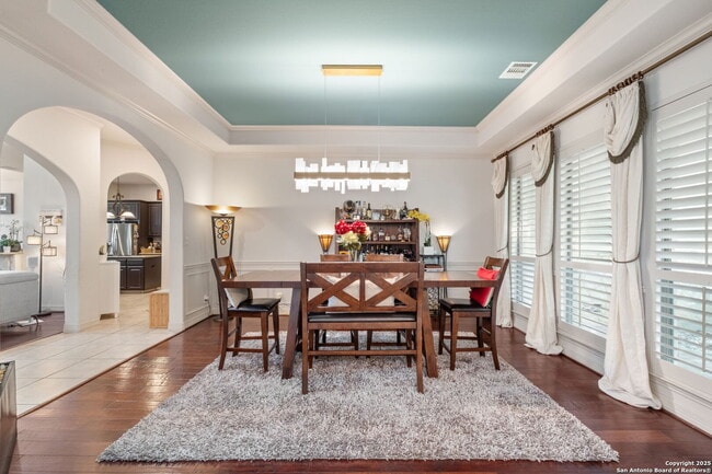 Dining Room - 846 Fawnway