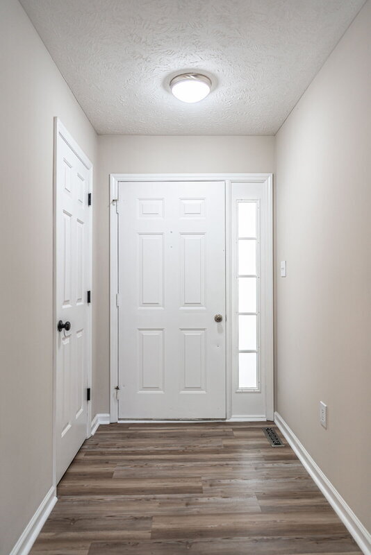 Foto del edificio - 1355 Longleaf Dr E