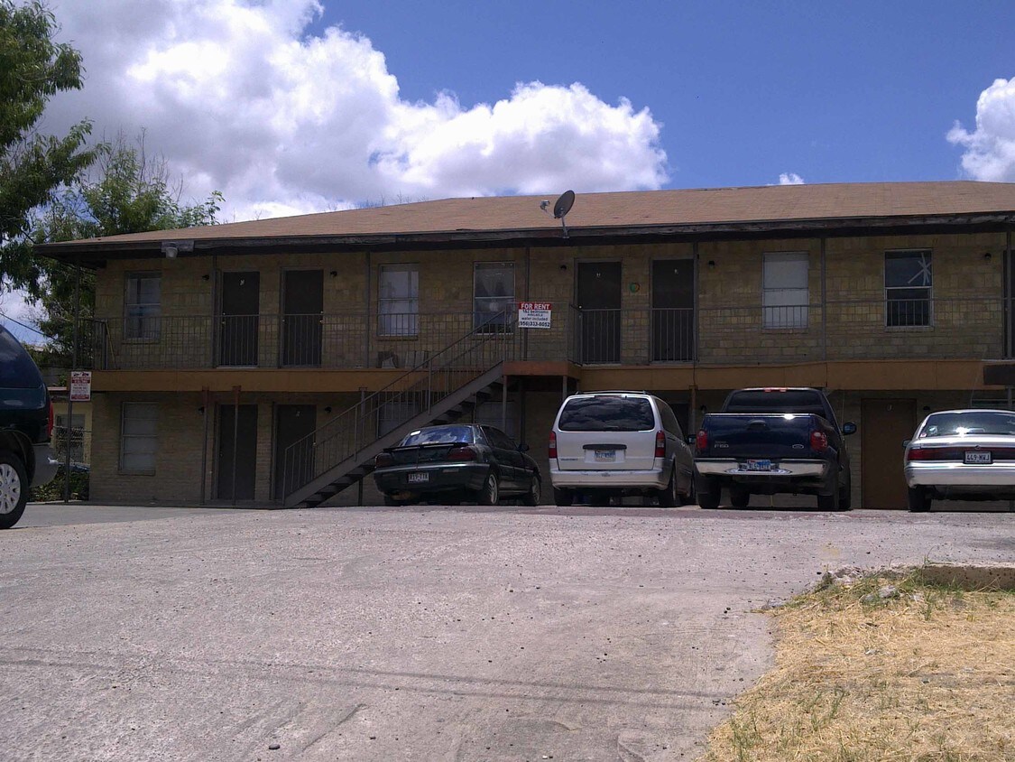 Primary Photo - 4018 San Agustin Ave