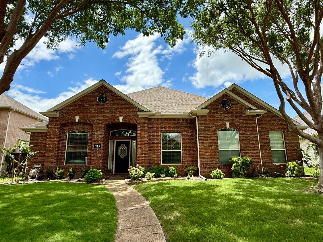 Foto principal - 715 Willow Ridge Ct