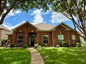 Building Photo - 715 Willow Ridge Ct