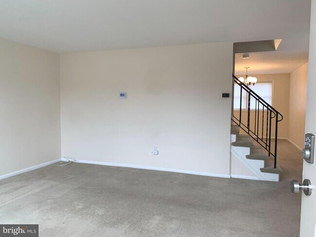 Foto del edificio - 1125 Circle Dr