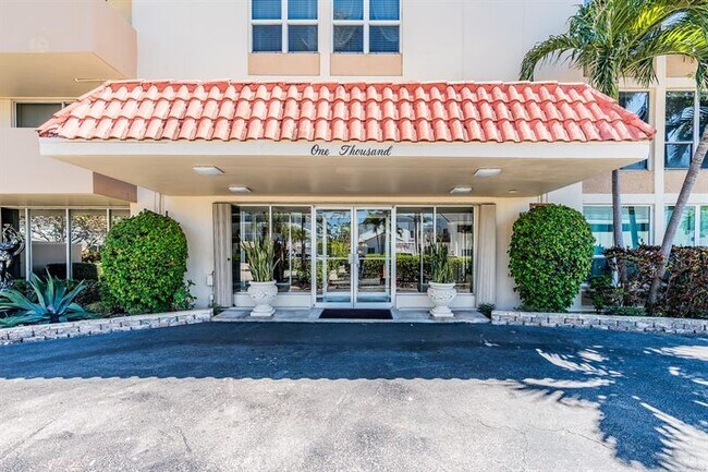 Foto del edificio - 1000 Spanish River Rd