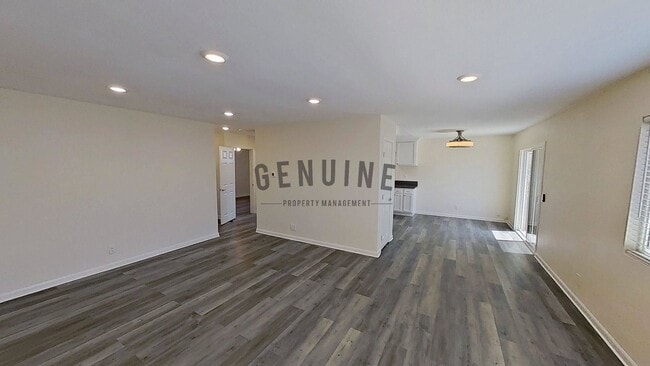Building Photo - 2180 Placentia Ave