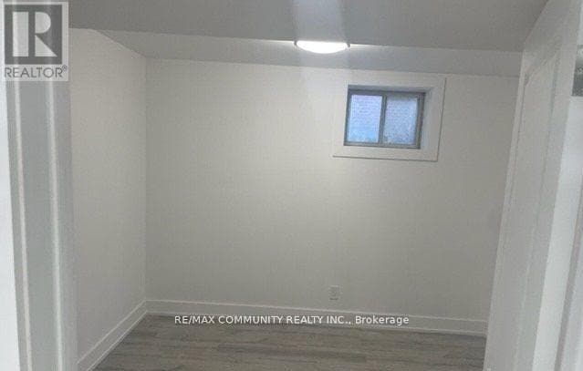 Building Photo - 206 Crocus Dr