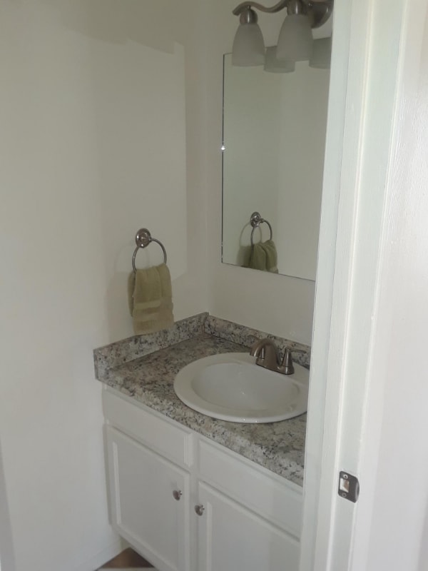 Building Photo - 1844 Zebulon Dr
