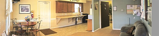 Building Photo - 1 br, 1 bath Flat - Limberlost Apartments