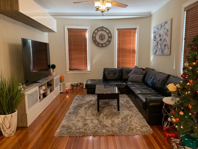 Photo - 33 Arden St Apartment