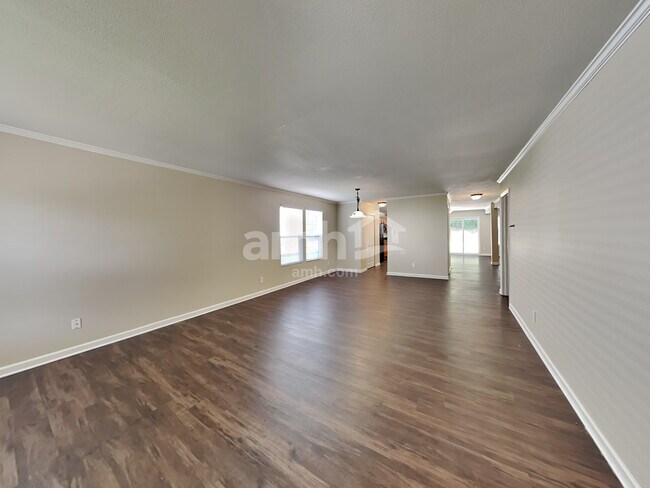 Foto del edificio - 8511 Rockmoor Ridge Road
