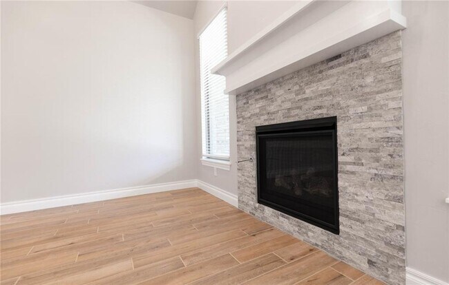 Foto del edificio - Brand New Stunning and Spacious 4 Bedroom 2 Bath Home in Yukon Schools