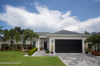 Building Photo - 4305 Negal Cir