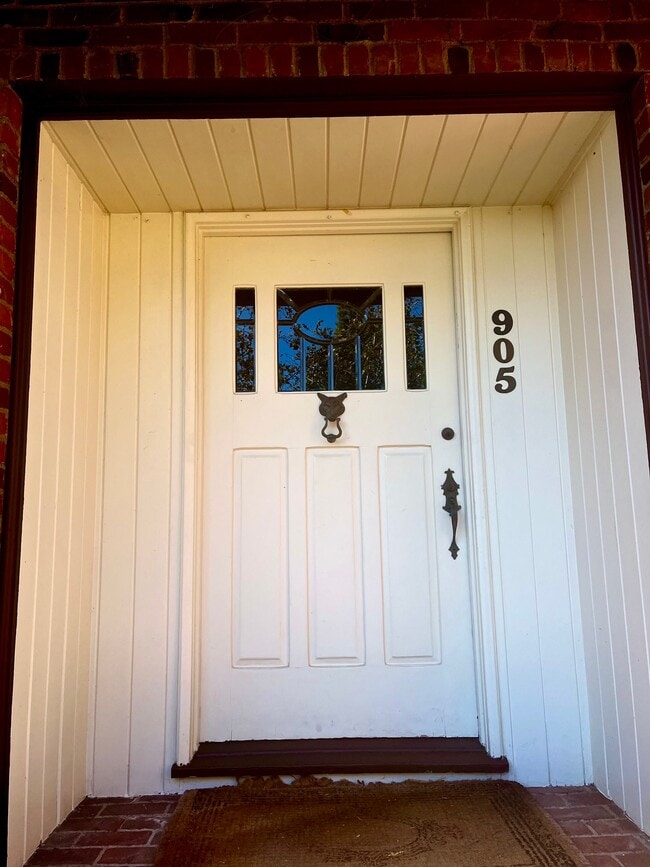 Front Door - 905 Napoli Dr