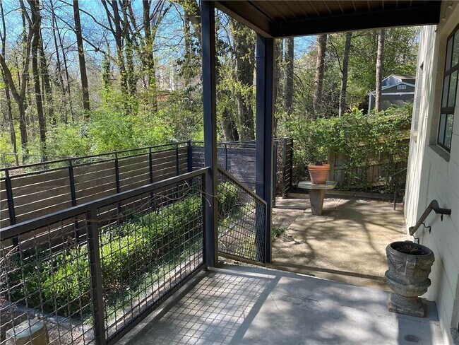 Foto del edificio - 1791 Harper St NW