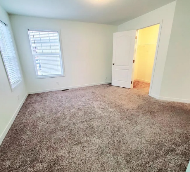 Building Photo - 9285 Windjammer Dr