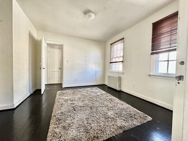 Foto del edificio - 1300 N Hudson St