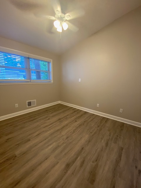 Foto del edificio - 901 Campbell St