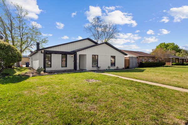 Foto del edificio - 530 Edgemere Dr