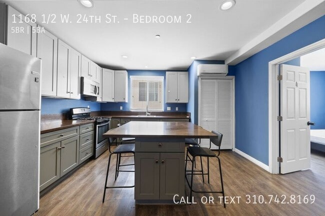 Building Photo - 1168 1/2 W. 24th St.-Bedroom 2