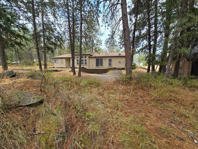 Foto del edificio - 4161 W Foothill Dr