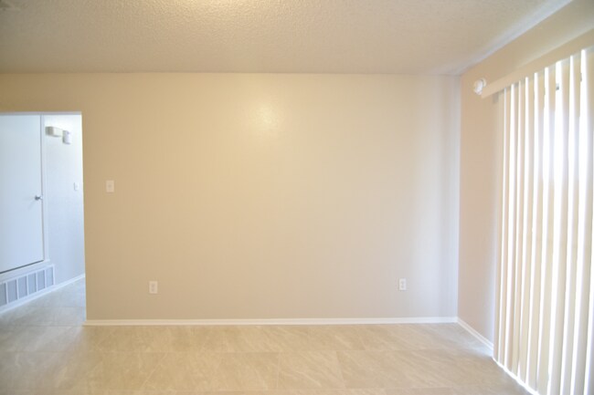 Foto del edificio - 4403 Fieldcrest Dr