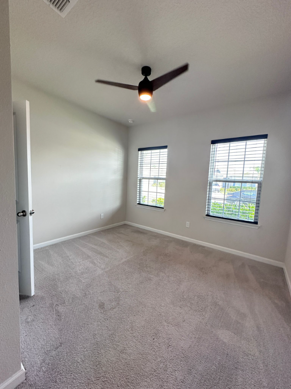 Building Photo - 3510 Lazy River Ter