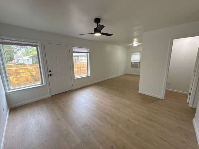 Building Photo - 2708 Trimble St