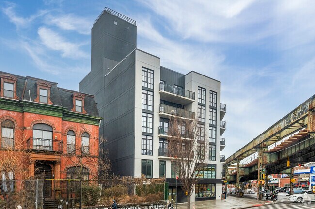 Building Photo - 666-668 Bushwick Ave