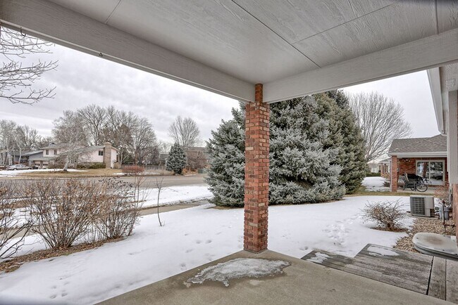 Foto del edificio - 3 Bedroom Brick Ranch in Greeley